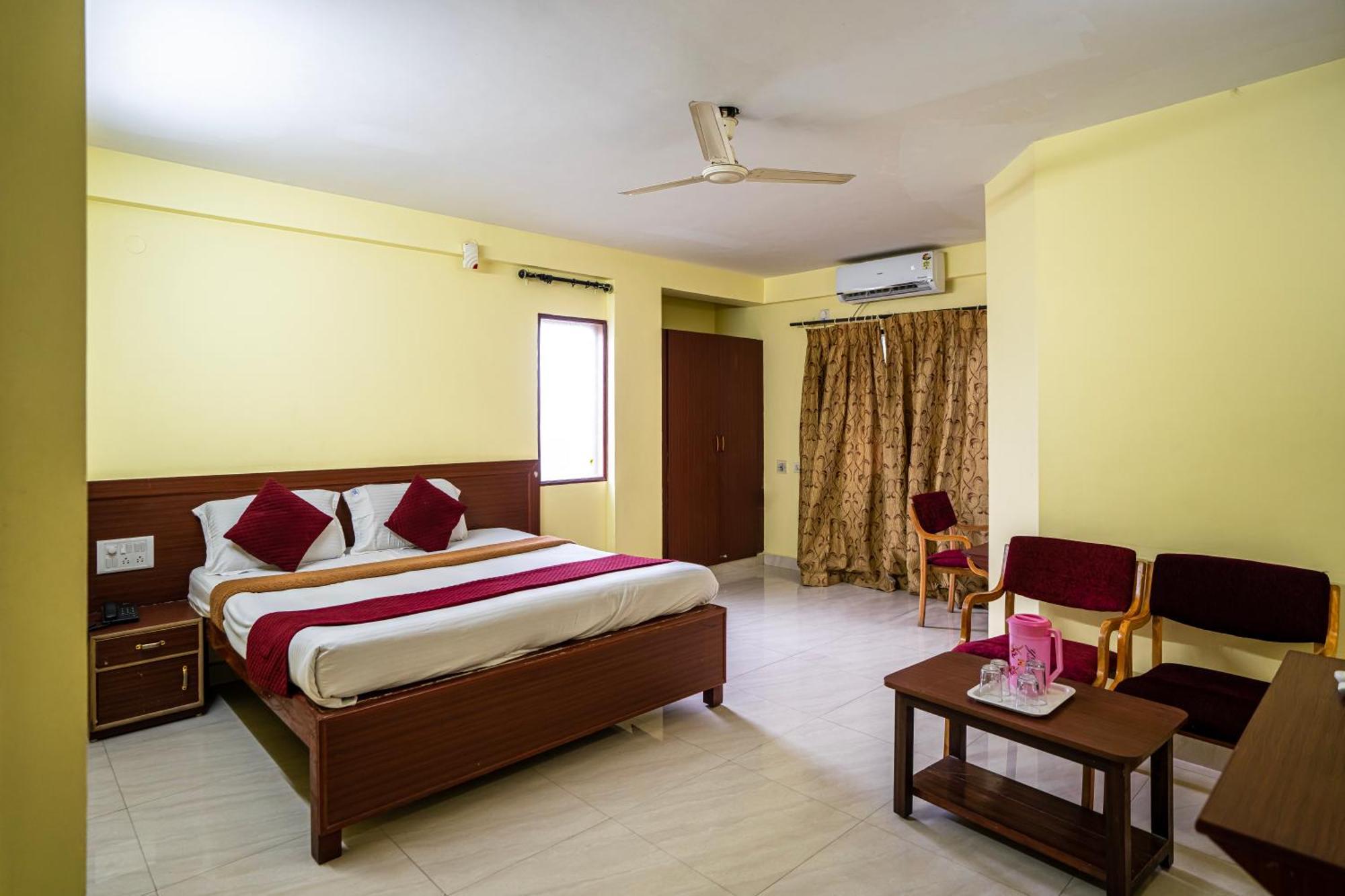 Hotel Vyshak Residency Mysuru Zewnętrze zdjęcie